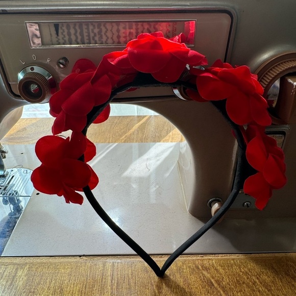 Red Floral Headband - Picture 5 of 5